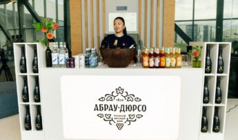 Abrau Club Tennis Open объединил представителей бизнеса, медиа и креативных индустрий